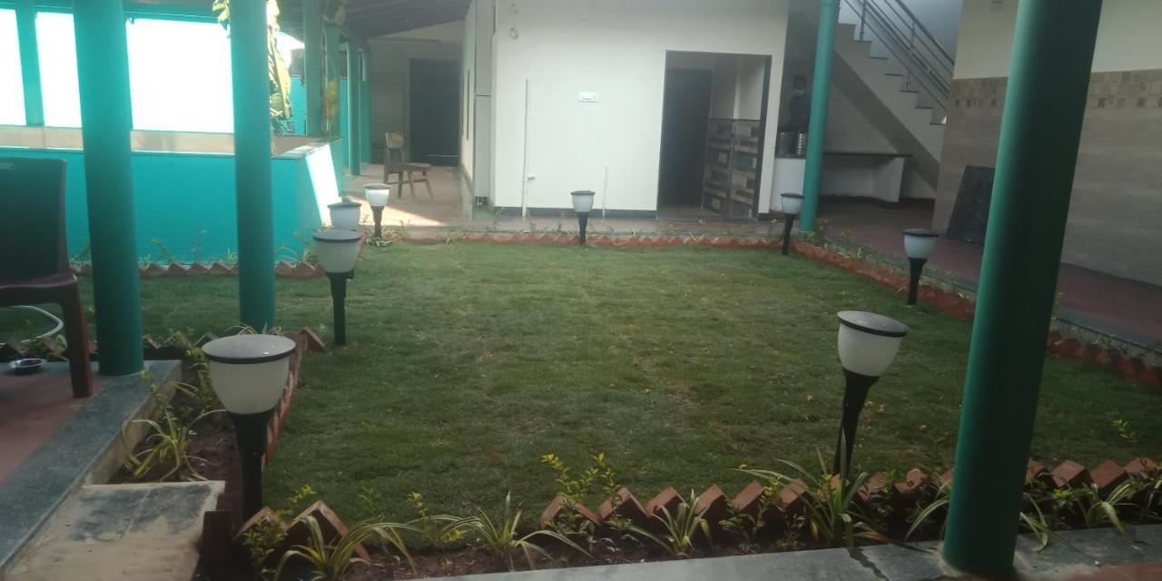Chikmagalūr M G Residency酒店 外观 照片